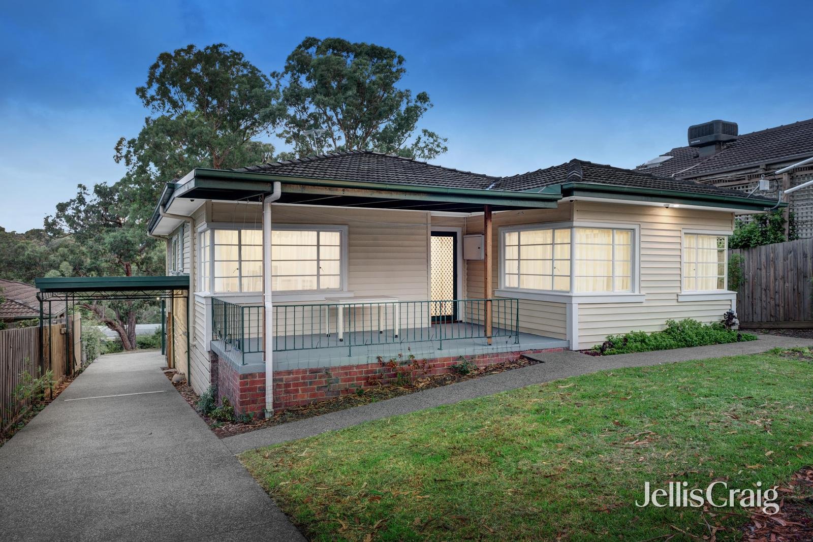 6 The Glade, Mitcham image 8