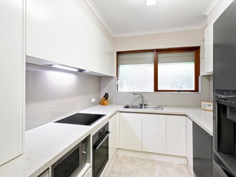 Property Gallery Thumbnail 3