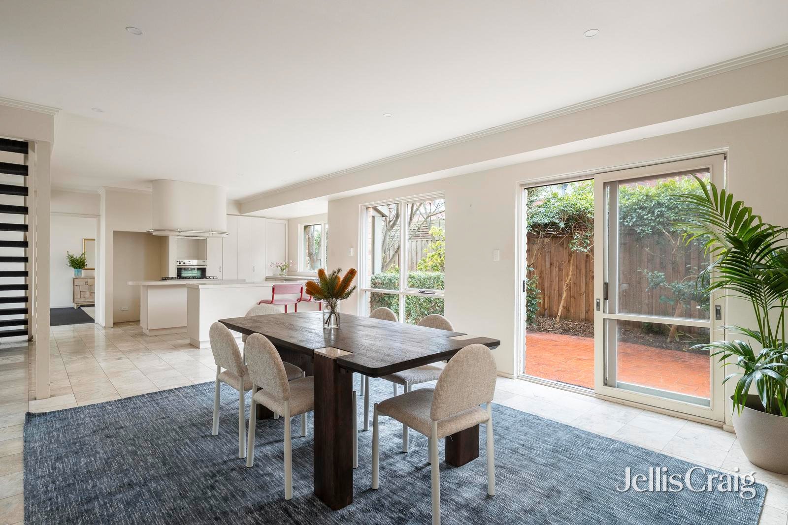 6 The Ridge, Canterbury image 10