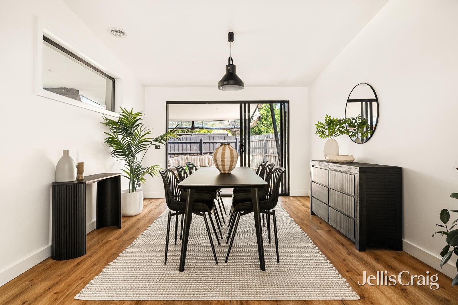 6 Thomas Court, Parkdale image 5