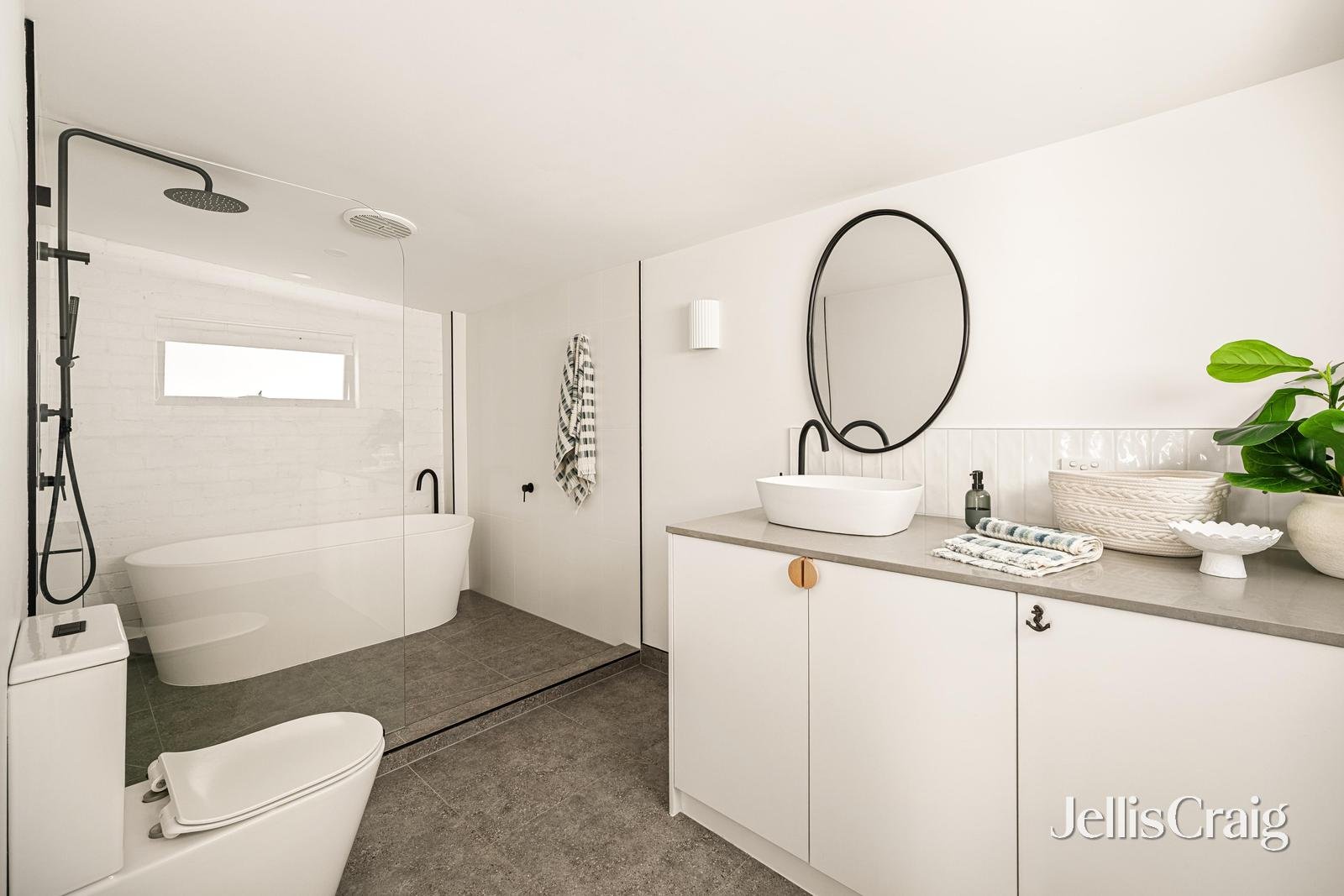 6 Thomas Court, Parkdale image 13