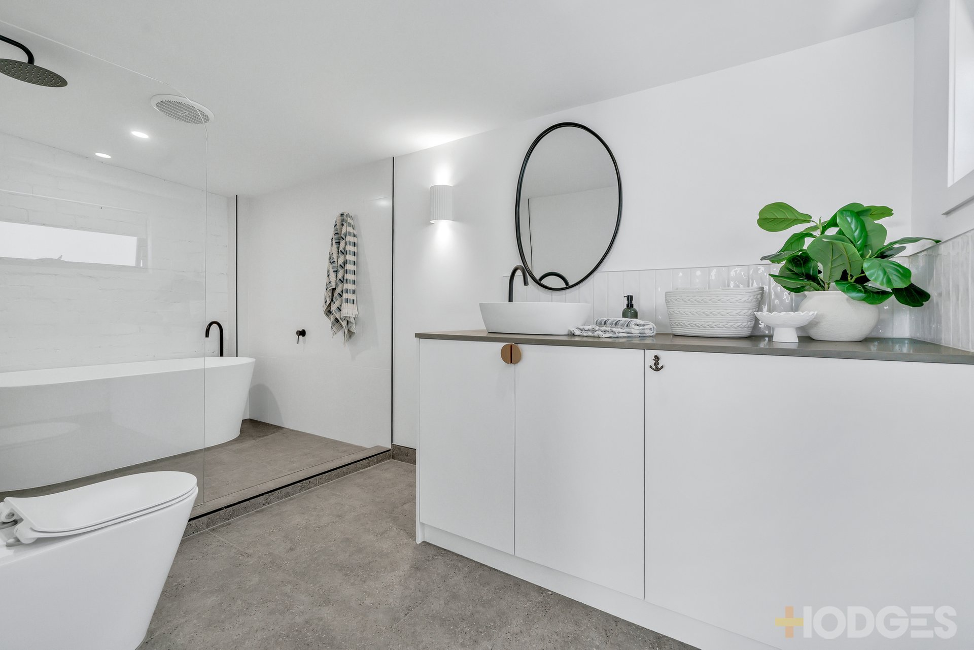 6 Thomas Court Parkdale