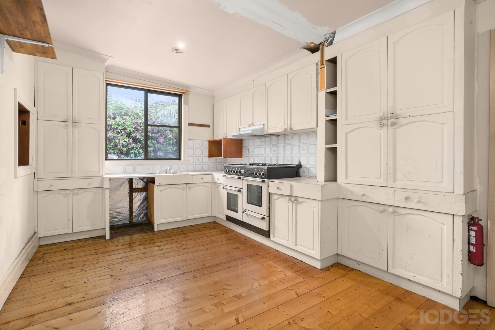 6 Ti Tree Grove Parkdale