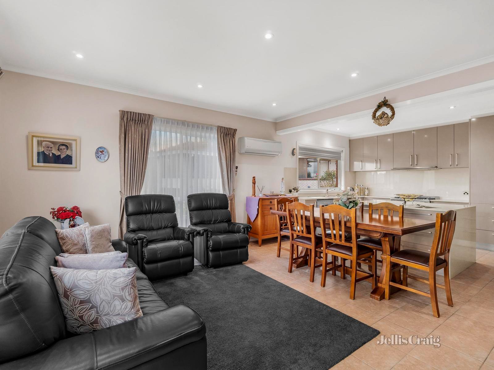 6 Tiffany Court, Doncaster image 4