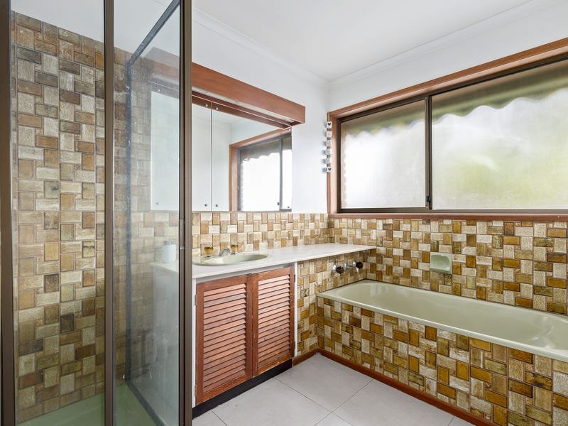 Property Gallery Thumbnail 7