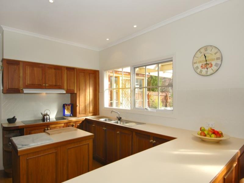 6 Trentwood Drive, Highton image 4