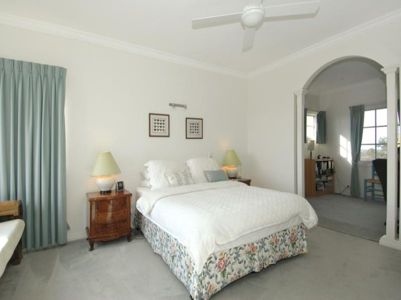 6 Trentwood Drive, Highton image 6