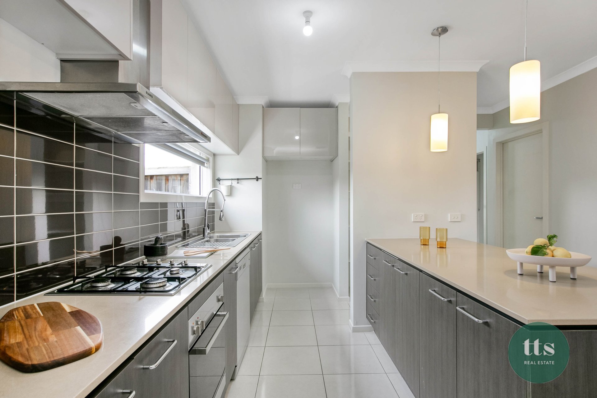 6 Trillium Blvd, Mickleham image 6
