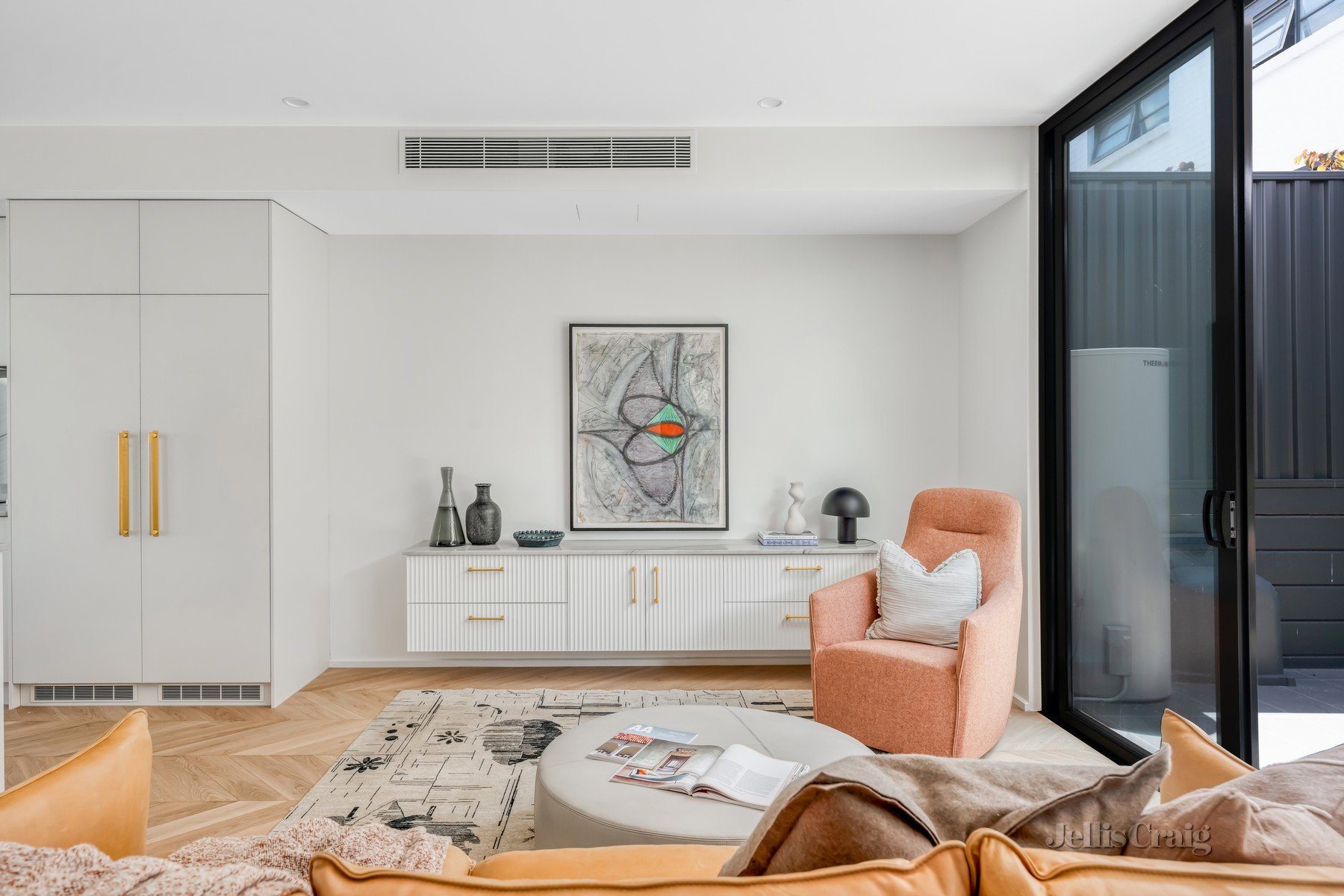 6 Truscott Street, Brunswick East image 2