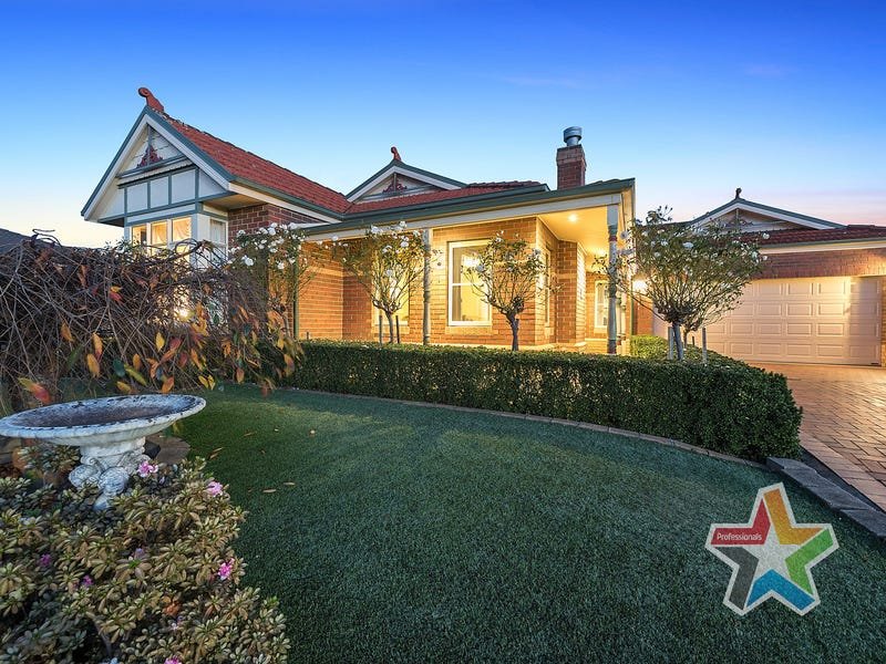 6 Tudor Drive, Mooroolbark image 1