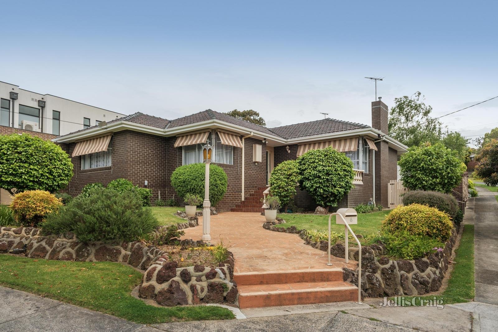 6 Turana Street, Doncaster image 3