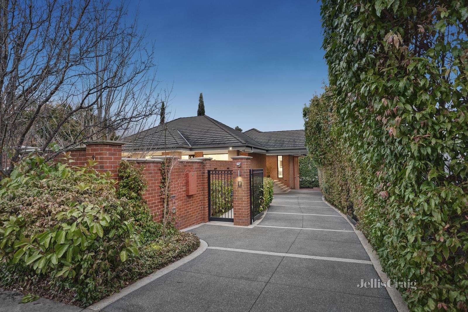 6 Tuxen Street, Balwyn North image 2