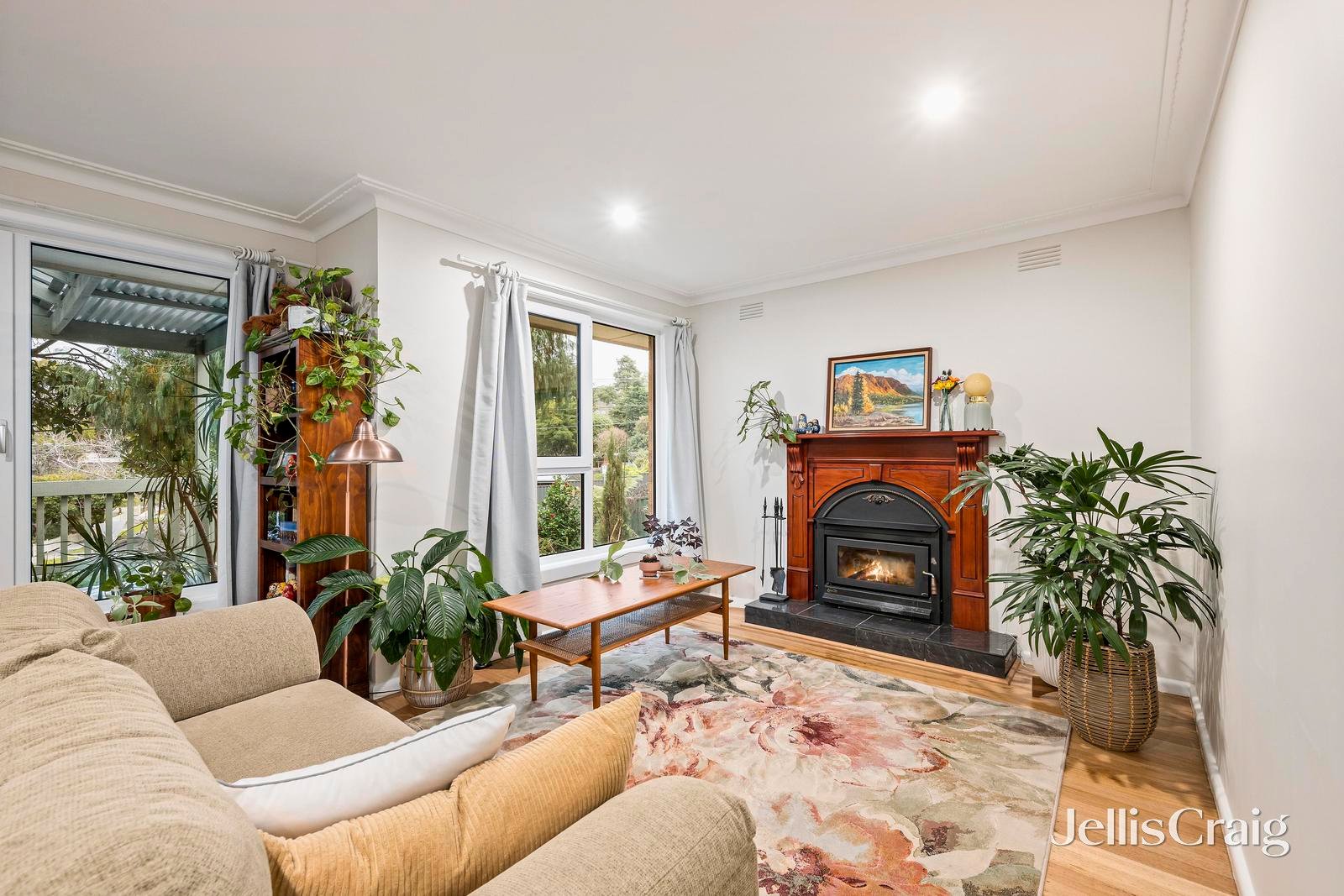 6 Tynong Street, Croydon image 2
