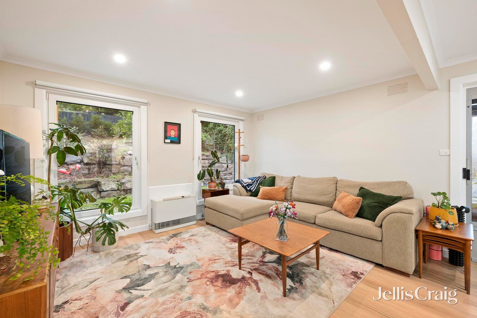 6 Tynong Street, Croydon image 4