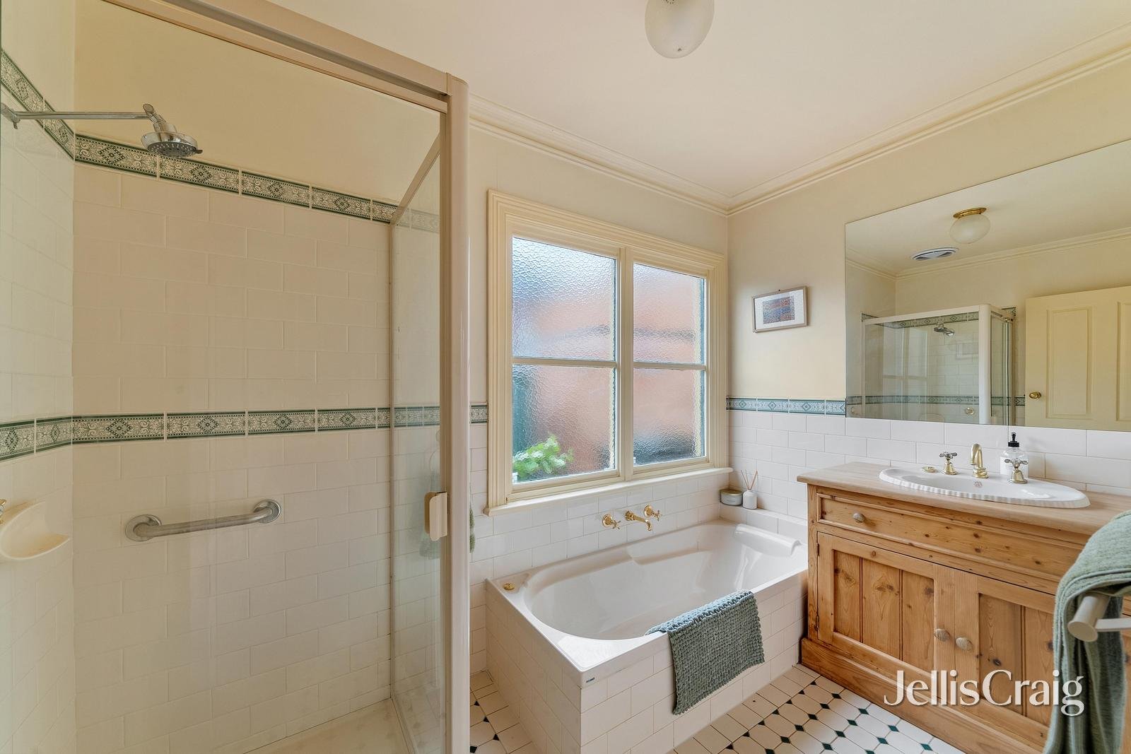 6 Union Street, Williamstown image 8