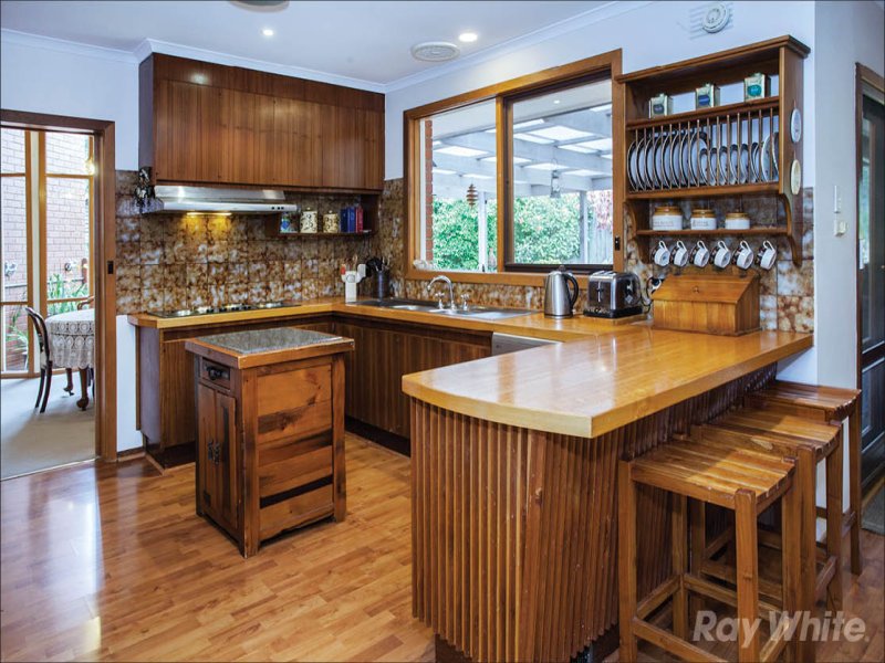 6 Ursula Close, Wheelers Hill image 4
