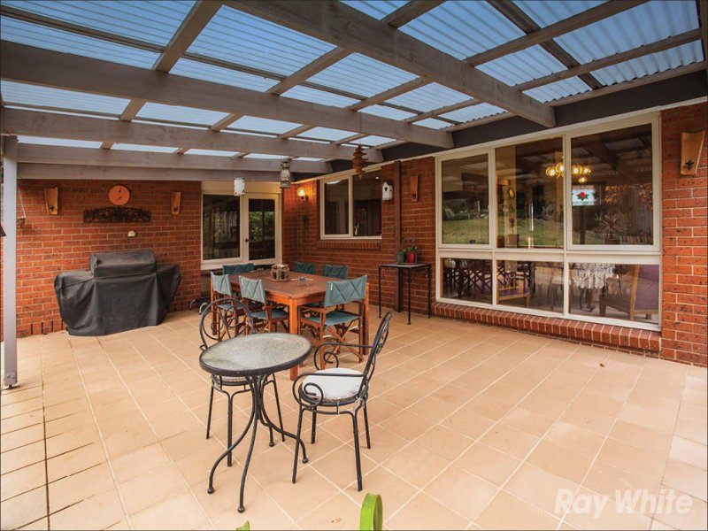 6 Ursula Close, Wheelers Hill image 10