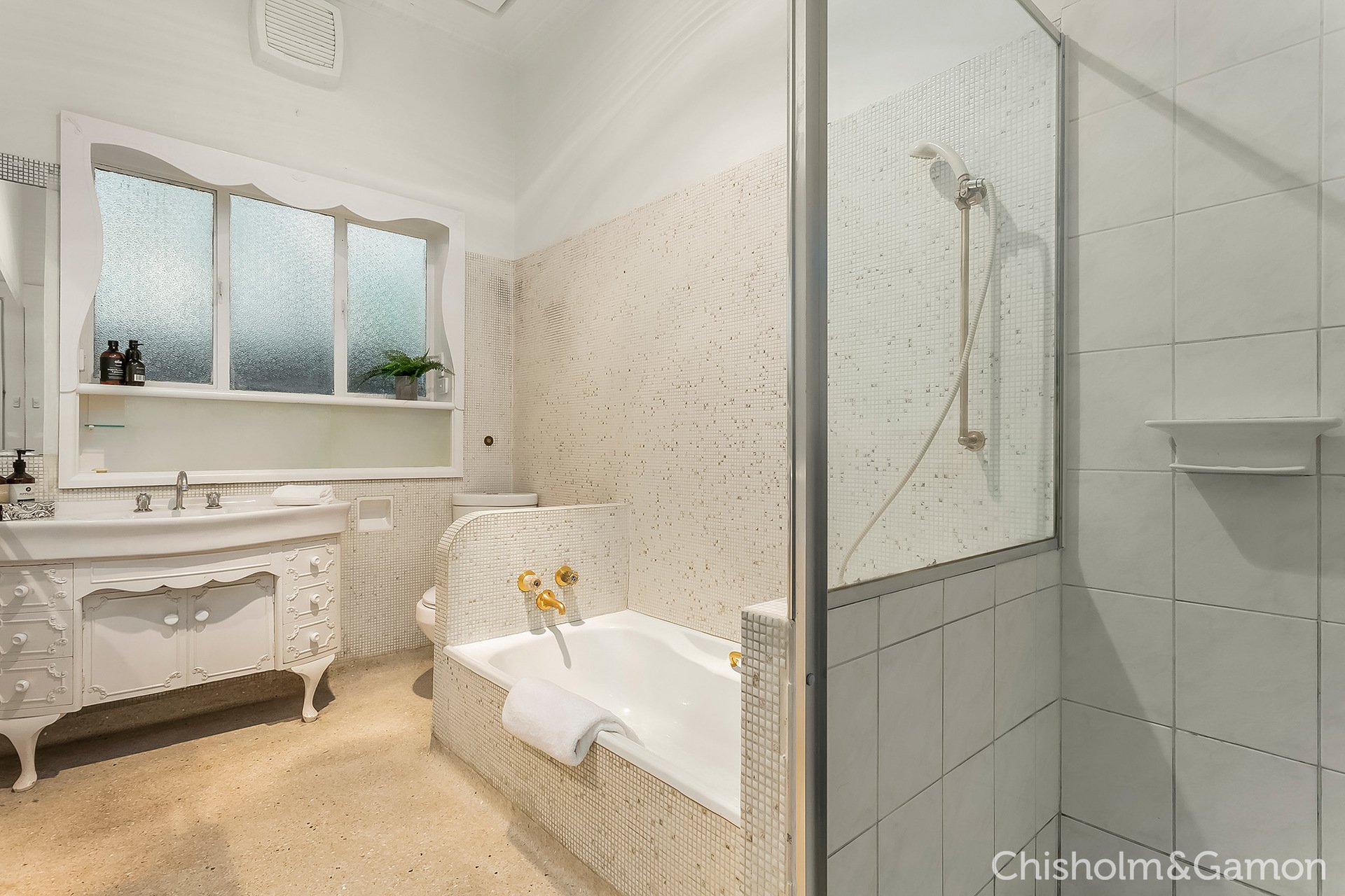 6 Vautier Street, Elwood image 8