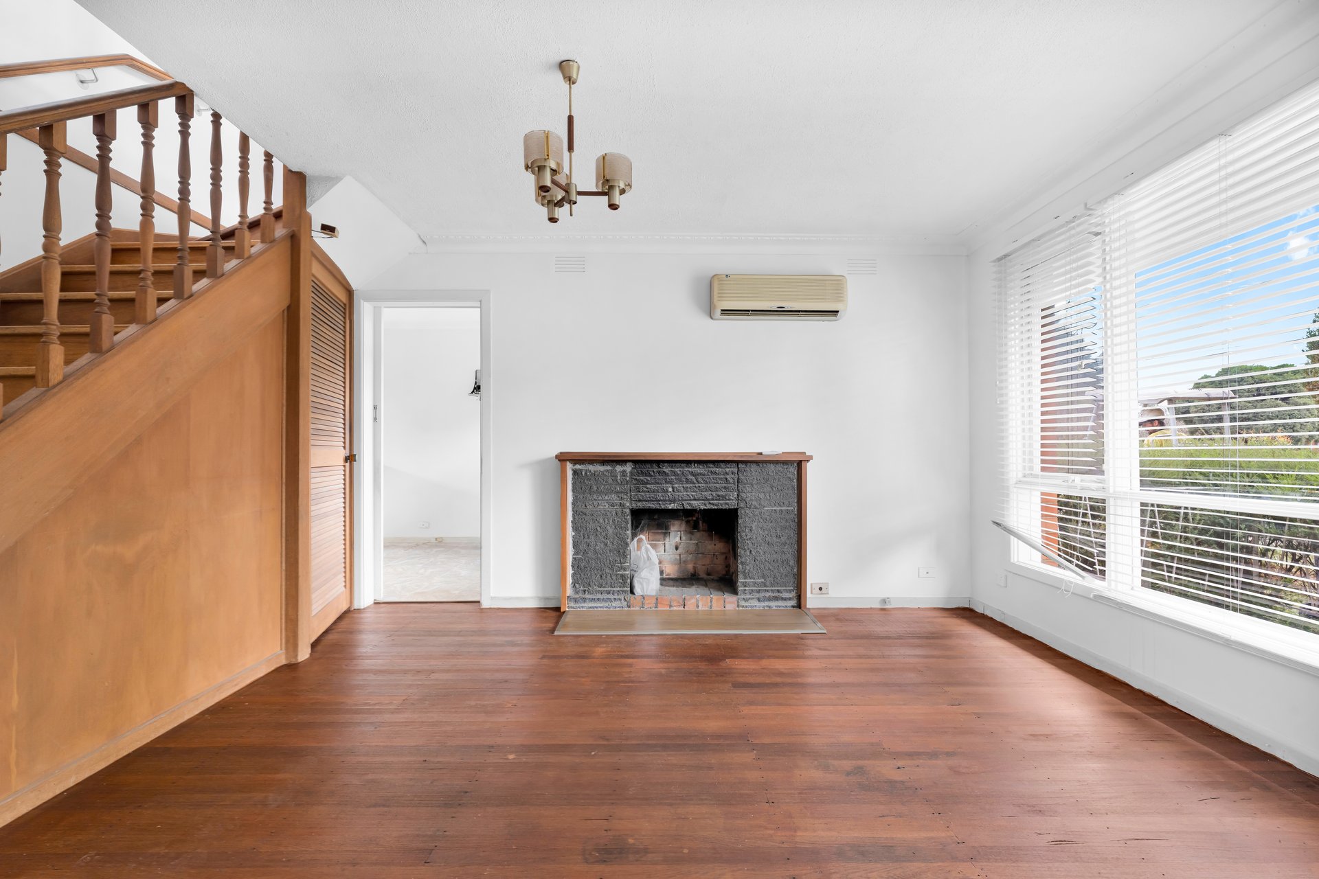 6 Vermont Street, Glen&nbsp;Waverley image 3
