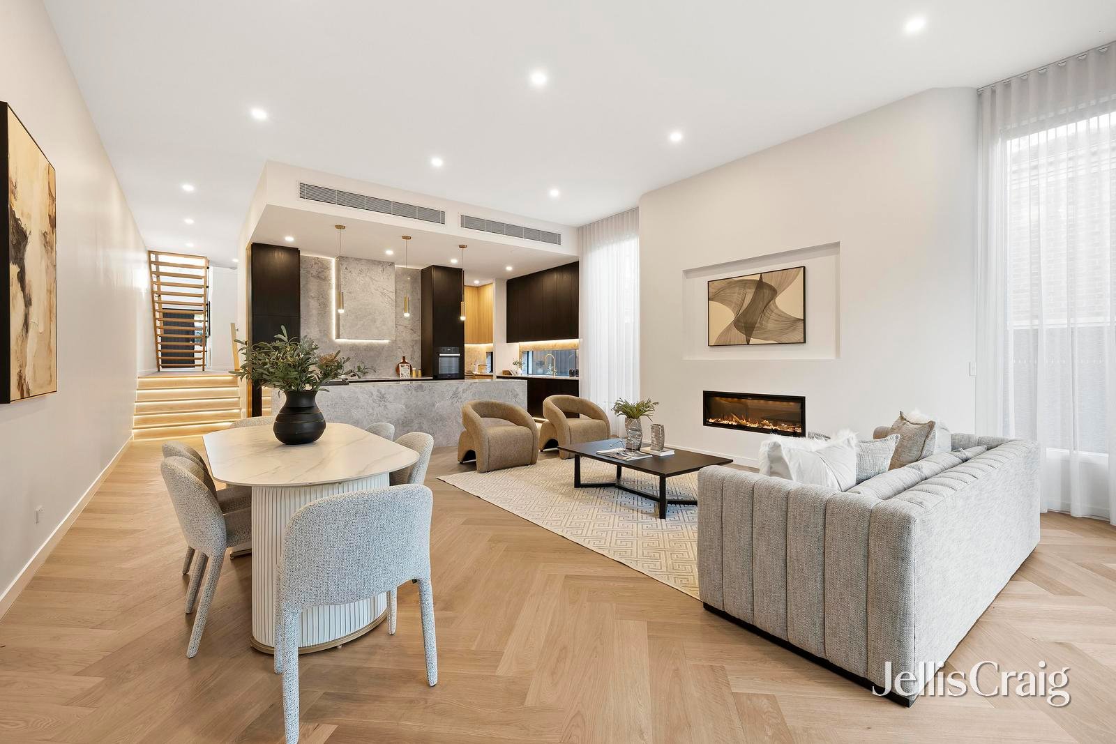 6 Vicki Court, Doncaster&nbsp;East image 3