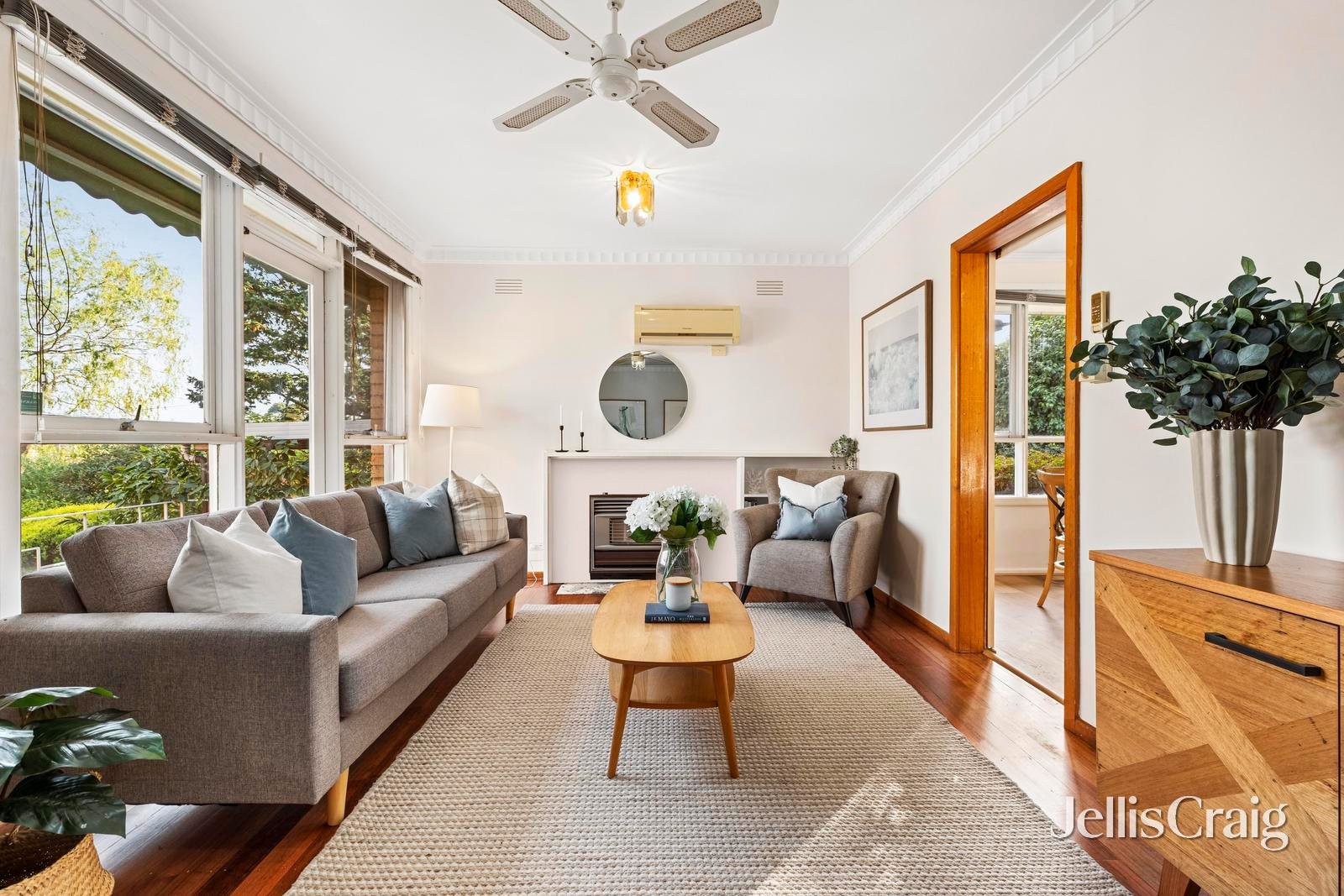 6 Vista Avenue, Mount&nbsp;Waverley image 2