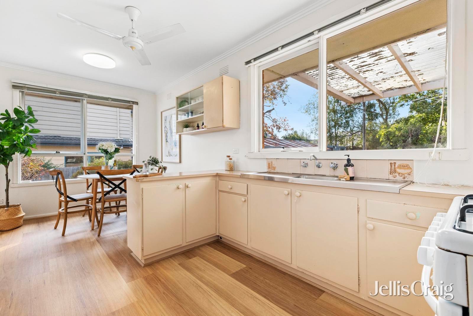 6 Vista Avenue, Mount&nbsp;Waverley image 4