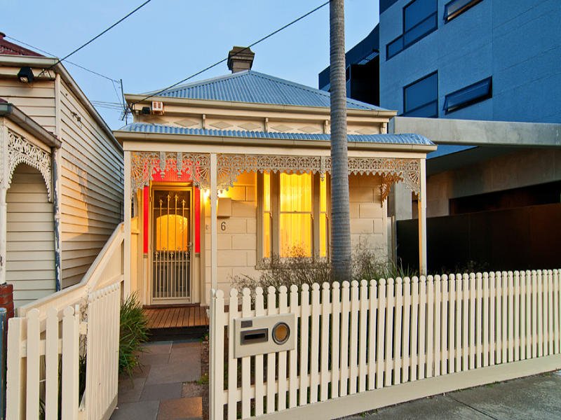 6 Walker Street, Newport image 1