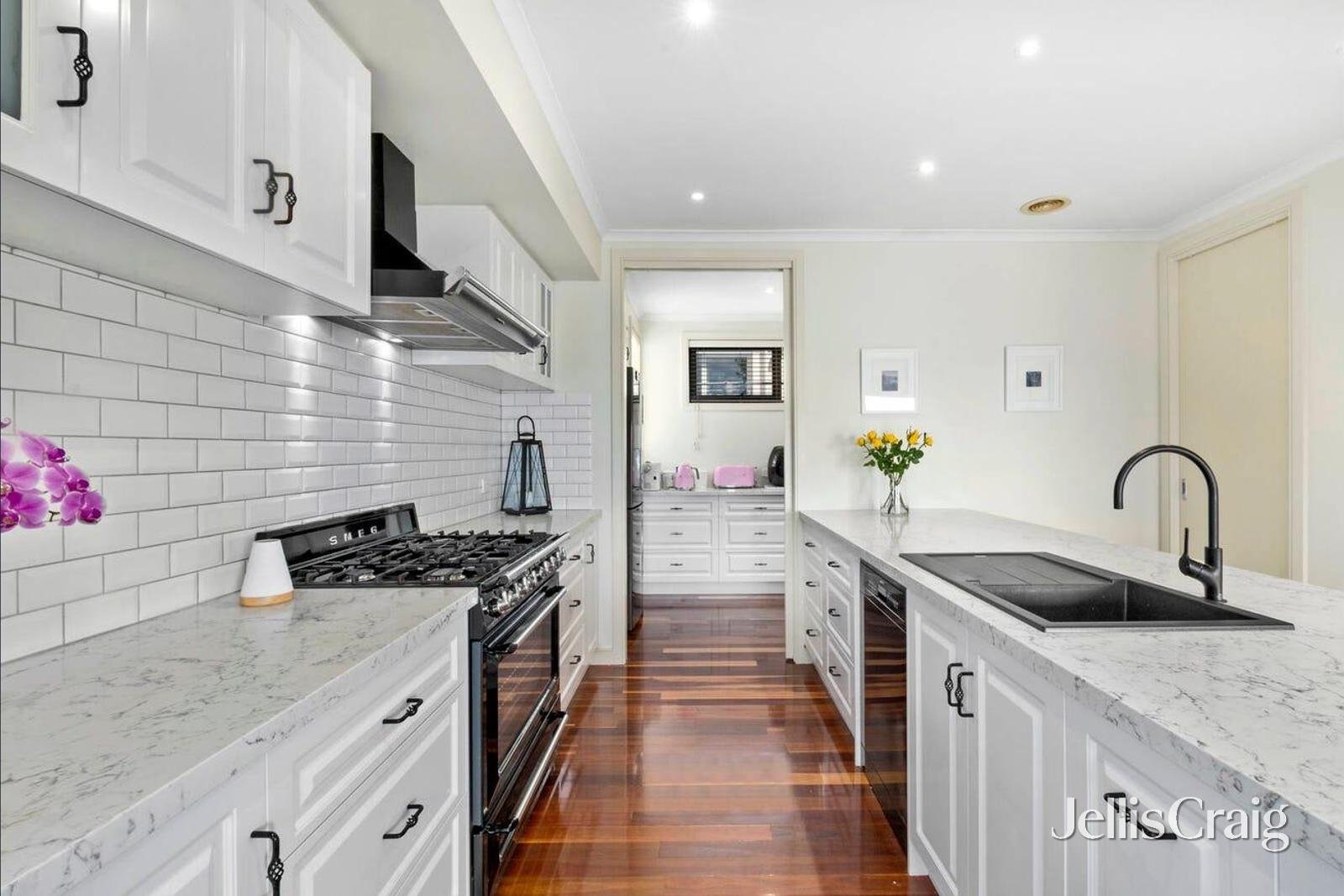 6 Wallaroo Way, Highton image 3