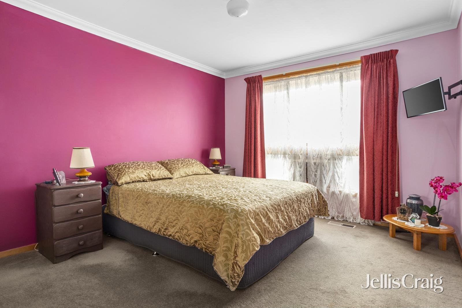 6 Warralong Avenue, Greensborough image 10