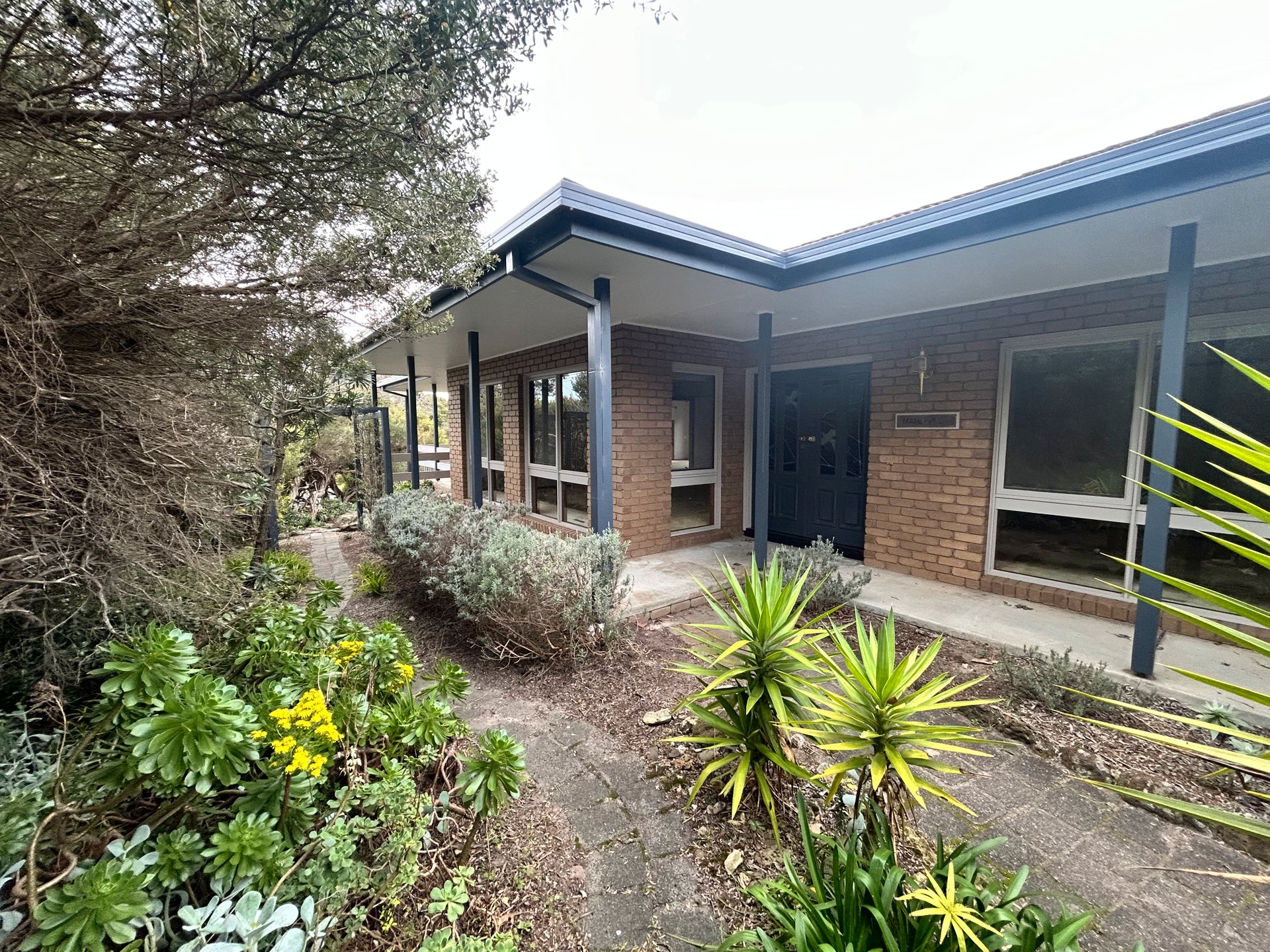 Property Gallery - Main Image