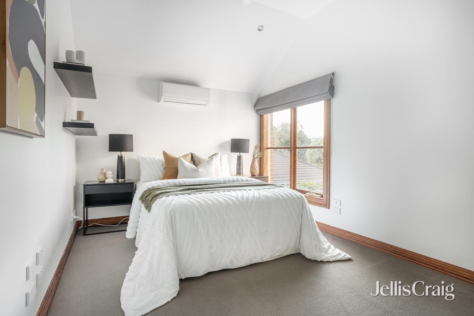 6 Wattlebird Walk, South Morang image 11