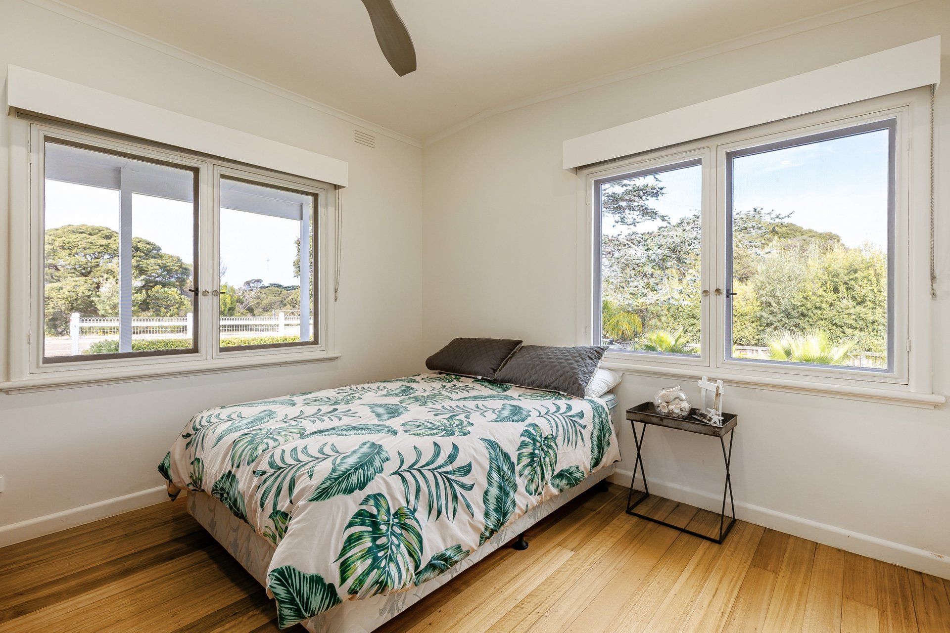 Property Gallery Thumbnail 11