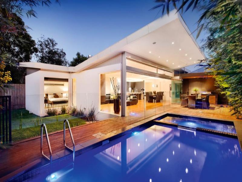 6 Wharton Street, Surrey Hills image 8