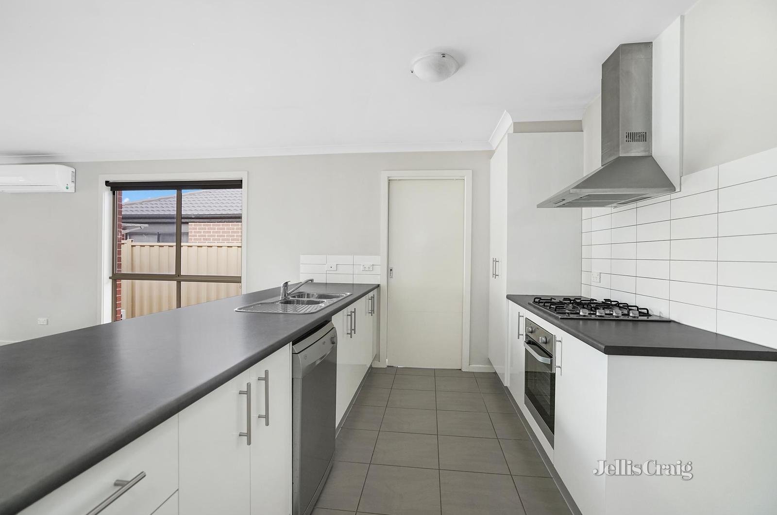 6 Whidburn Place, Sebastopol image 3