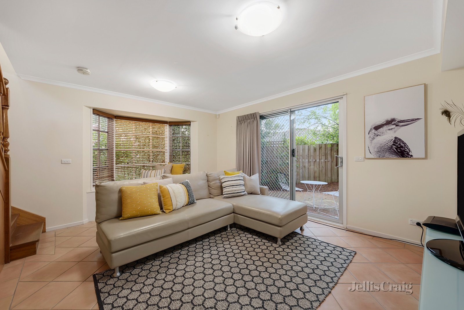 6 Whistlewood Close, Doncaster East image 5