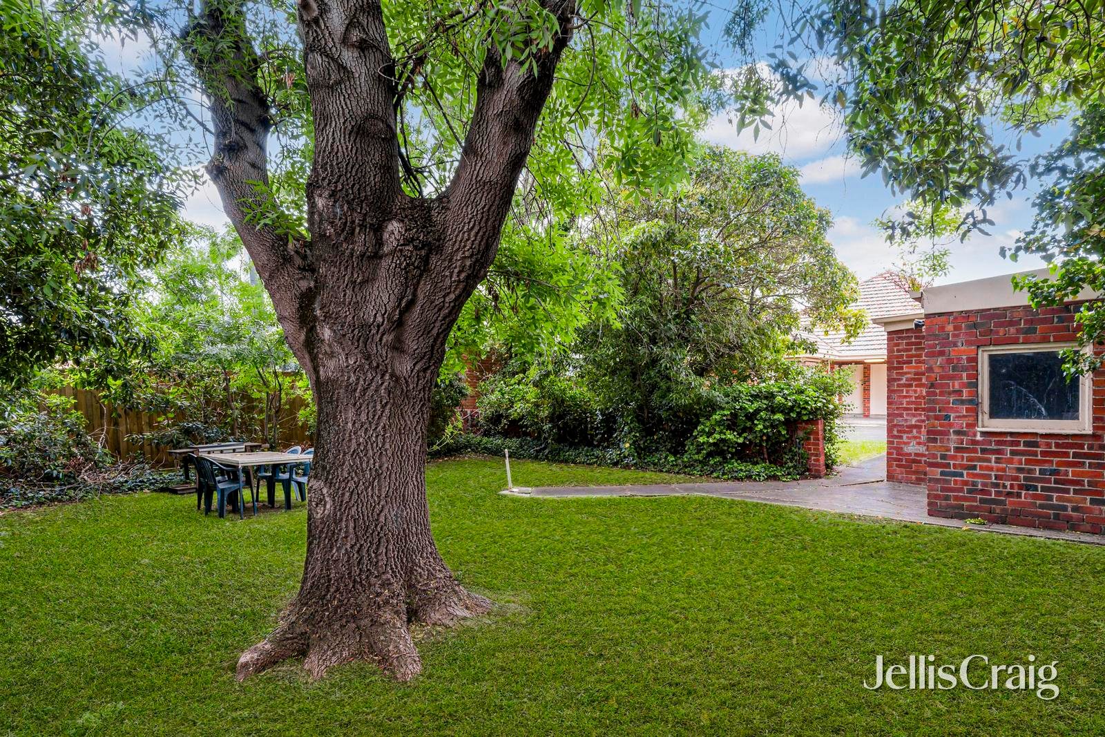 6 Wickham Grove, Strathmore image 9