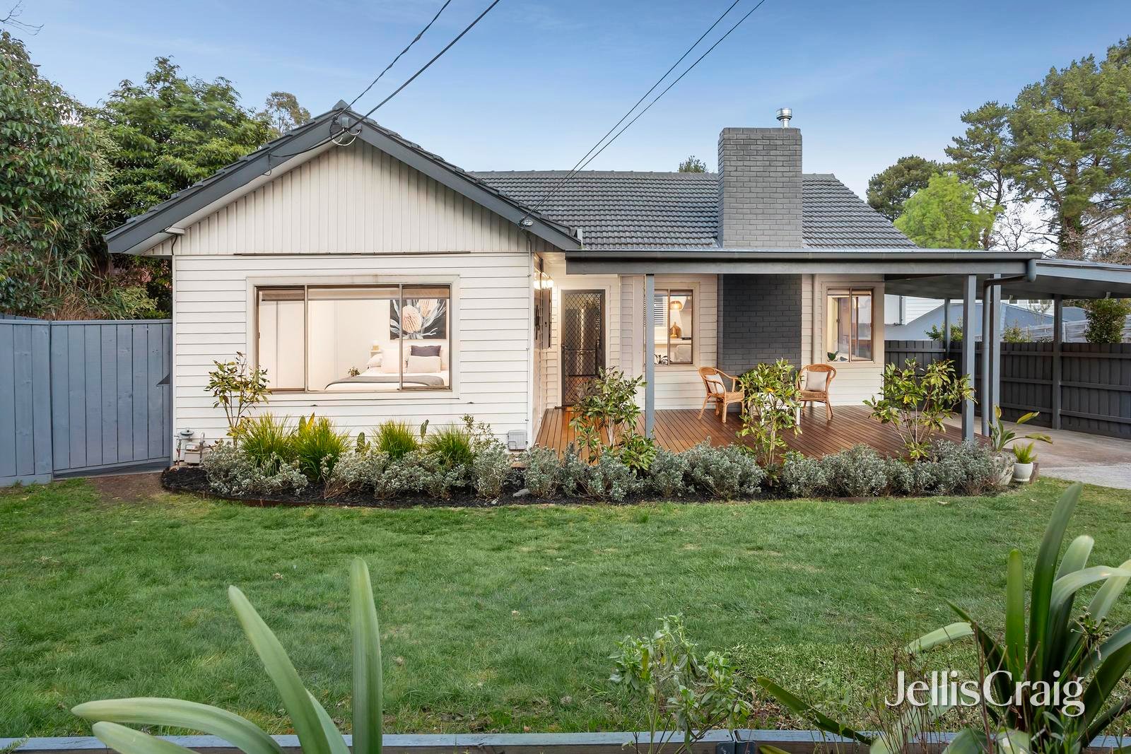 6 Wicklow Avenue, Croydon image 13