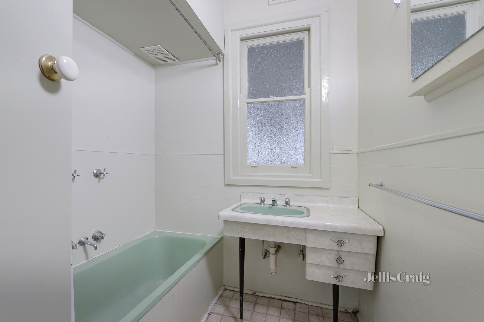 6 William Street, Mitcham image 7