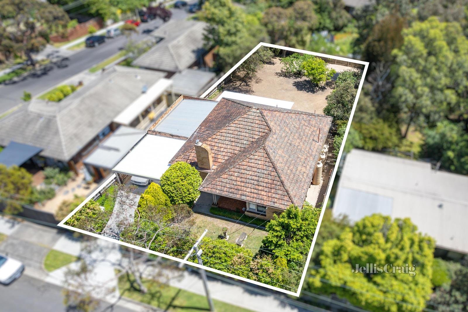 6 Willow Avenue, Mitcham image 2