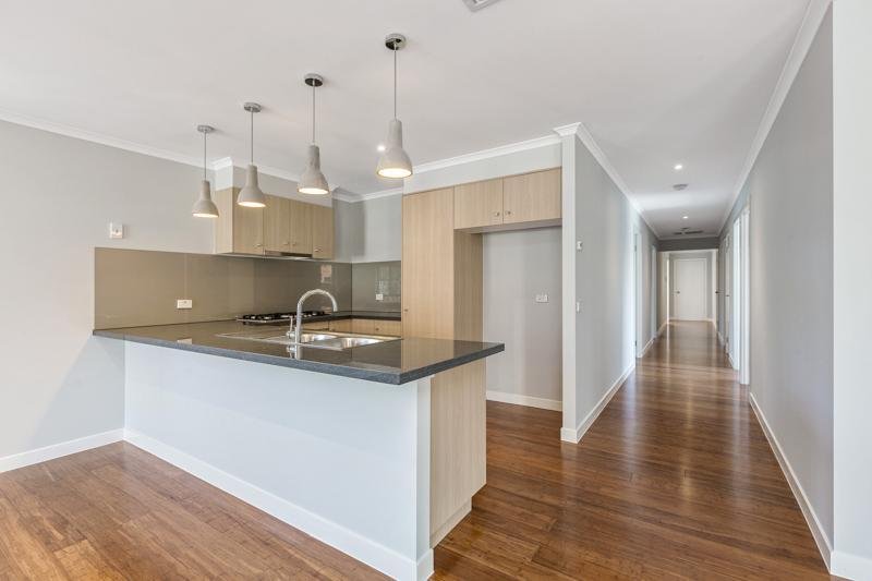 6 Windsong Way, Point&nbsp;Cook image 3