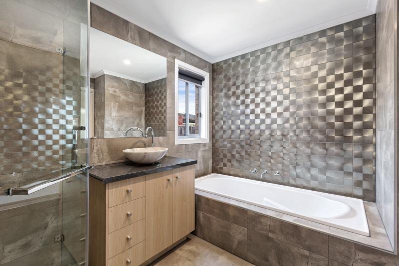 6 Windsong Way, Point&nbsp;Cook image 9