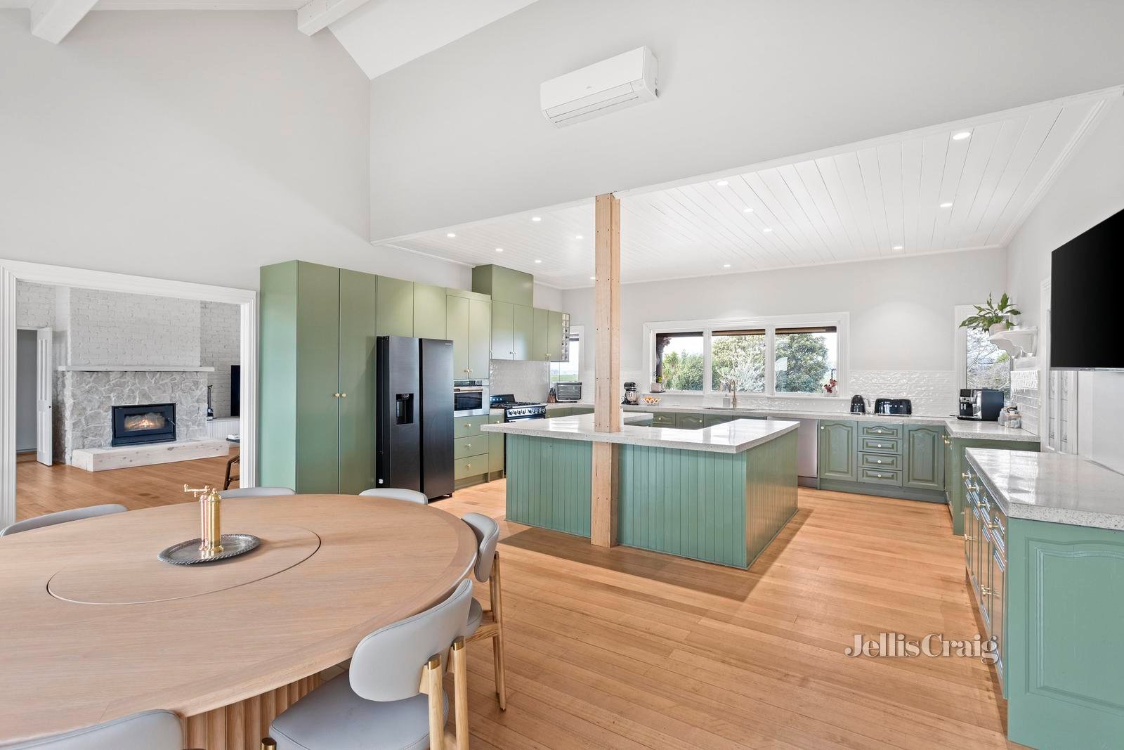 6 Woorarra Court, Chirnside Park image 3