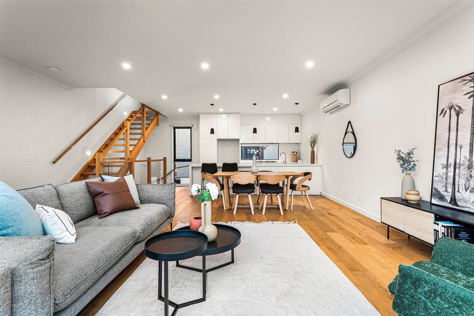 Property Gallery Thumbnail 3