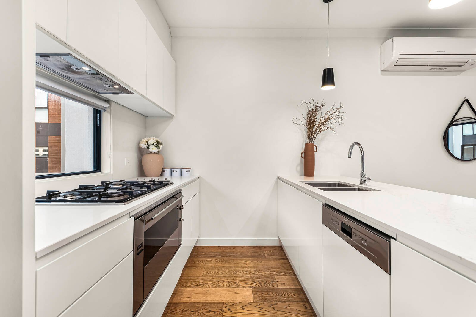 Property Gallery Thumbnail 4