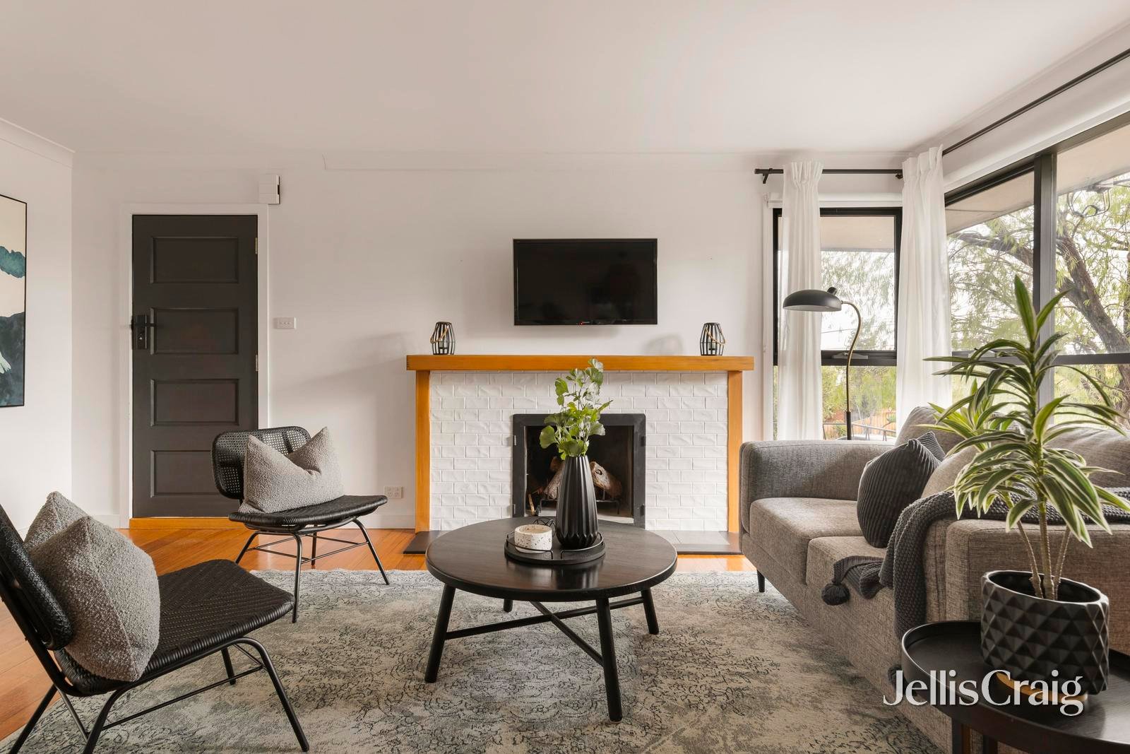 6 Yerrawa Drive, Watsonia image 2