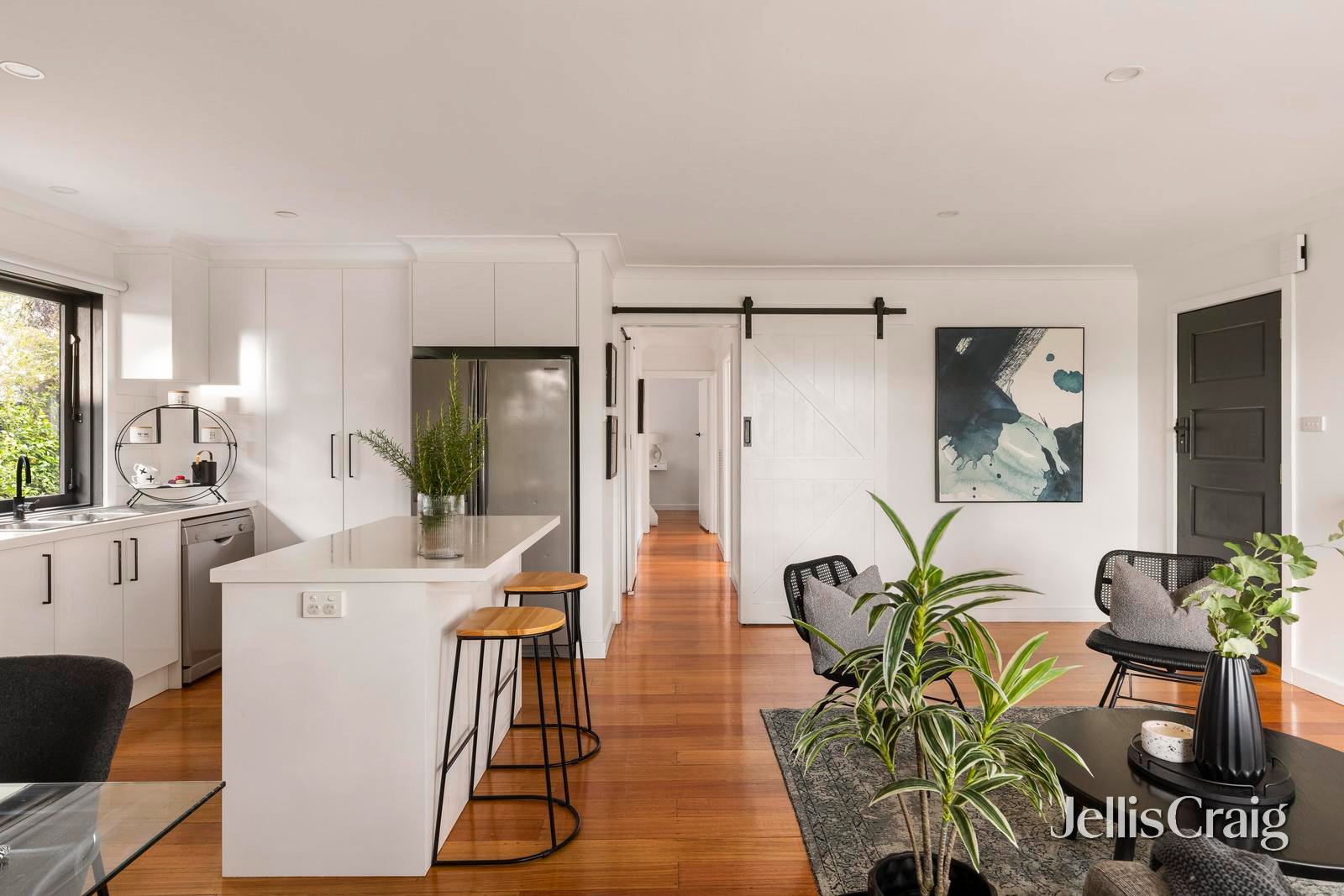 6 Yerrawa Drive, Watsonia image 3