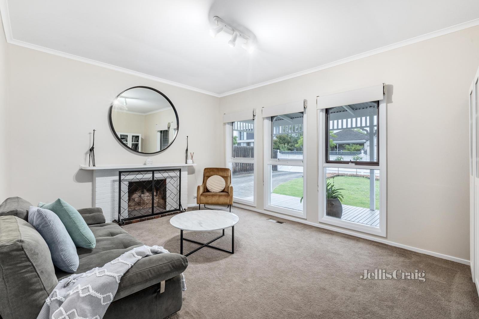 6 York Street, Bentleigh East image 4