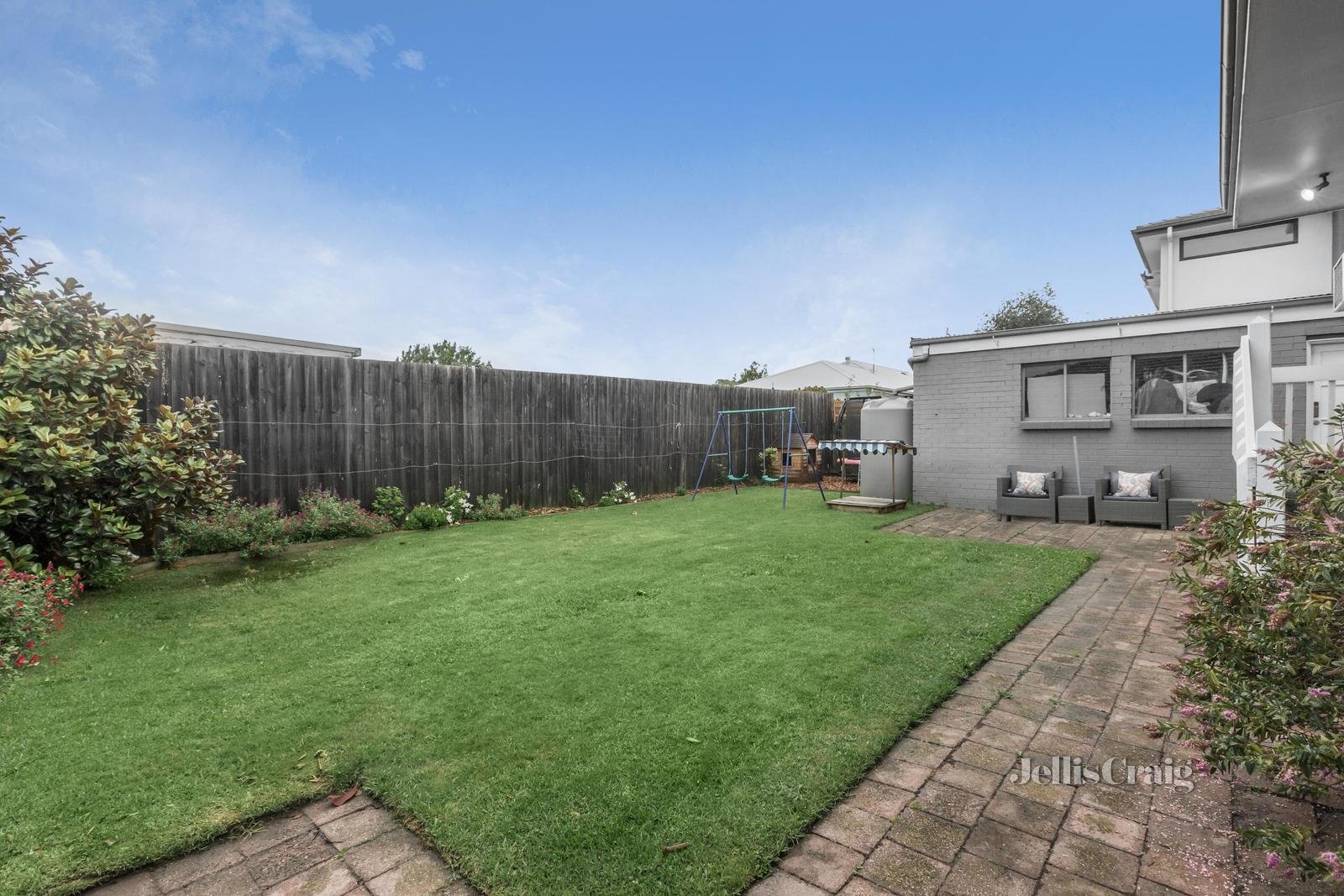 6 York Street, Bentleigh East image 9