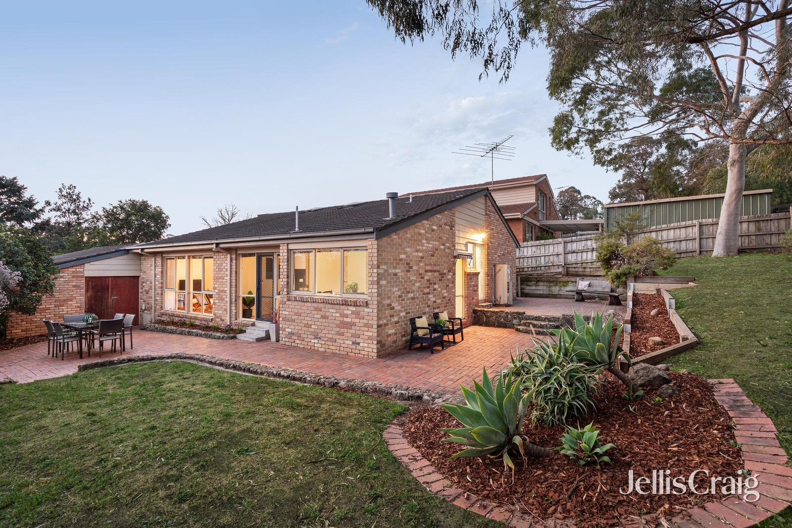 6 Yurana Court, St Helena image 10