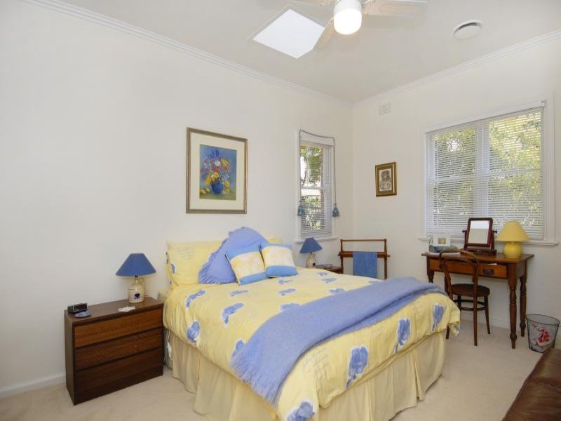 60-62 South Valley Road, Highton image 13